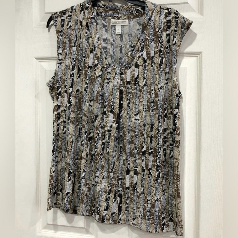 Dana Buchman Knot-Front Top Sleeveless Tank XL